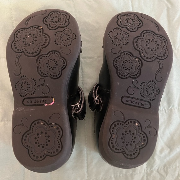 Stride Rite black Mary janes 6.5 - Picture 3 of 4